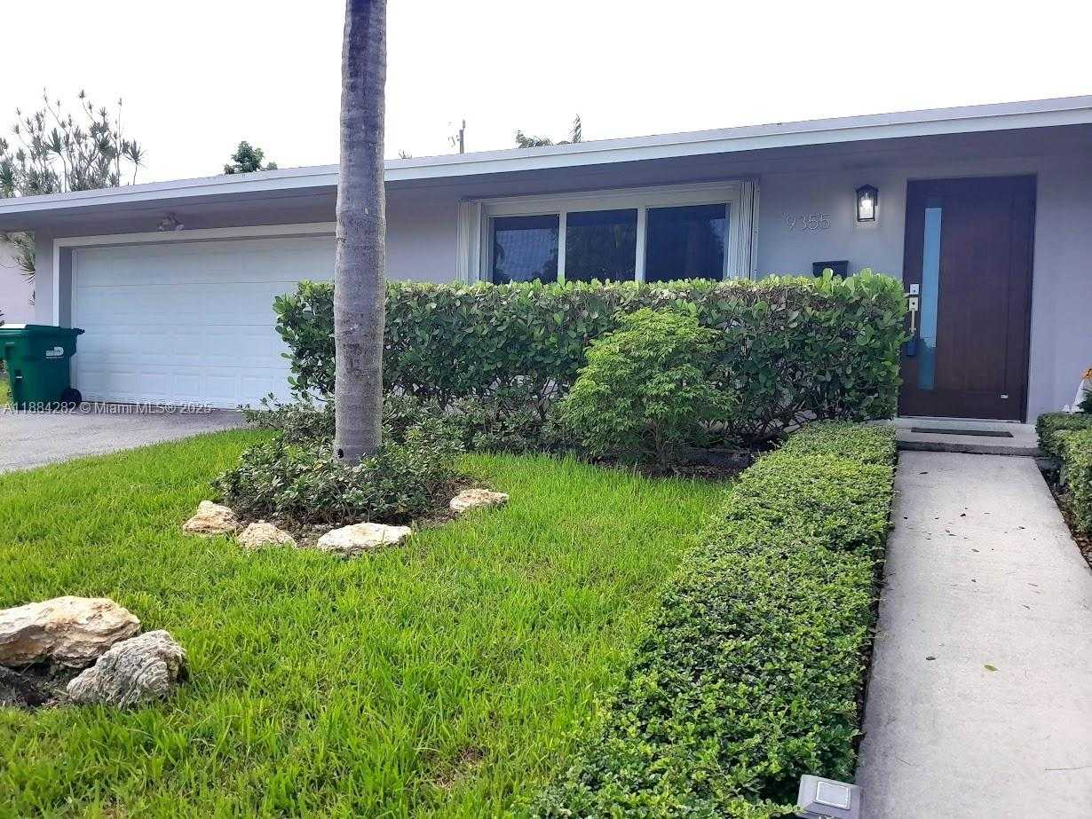 Small Image of 9355 SOUTH WEST 181ST ST, Palmetto Bay Number 39