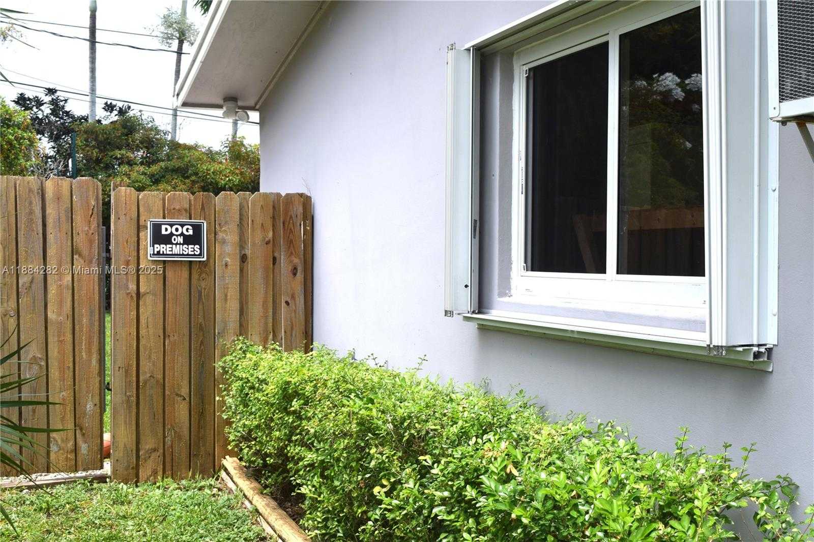 Small Image of 9355 SOUTH WEST 181ST ST, Palmetto Bay Number 44