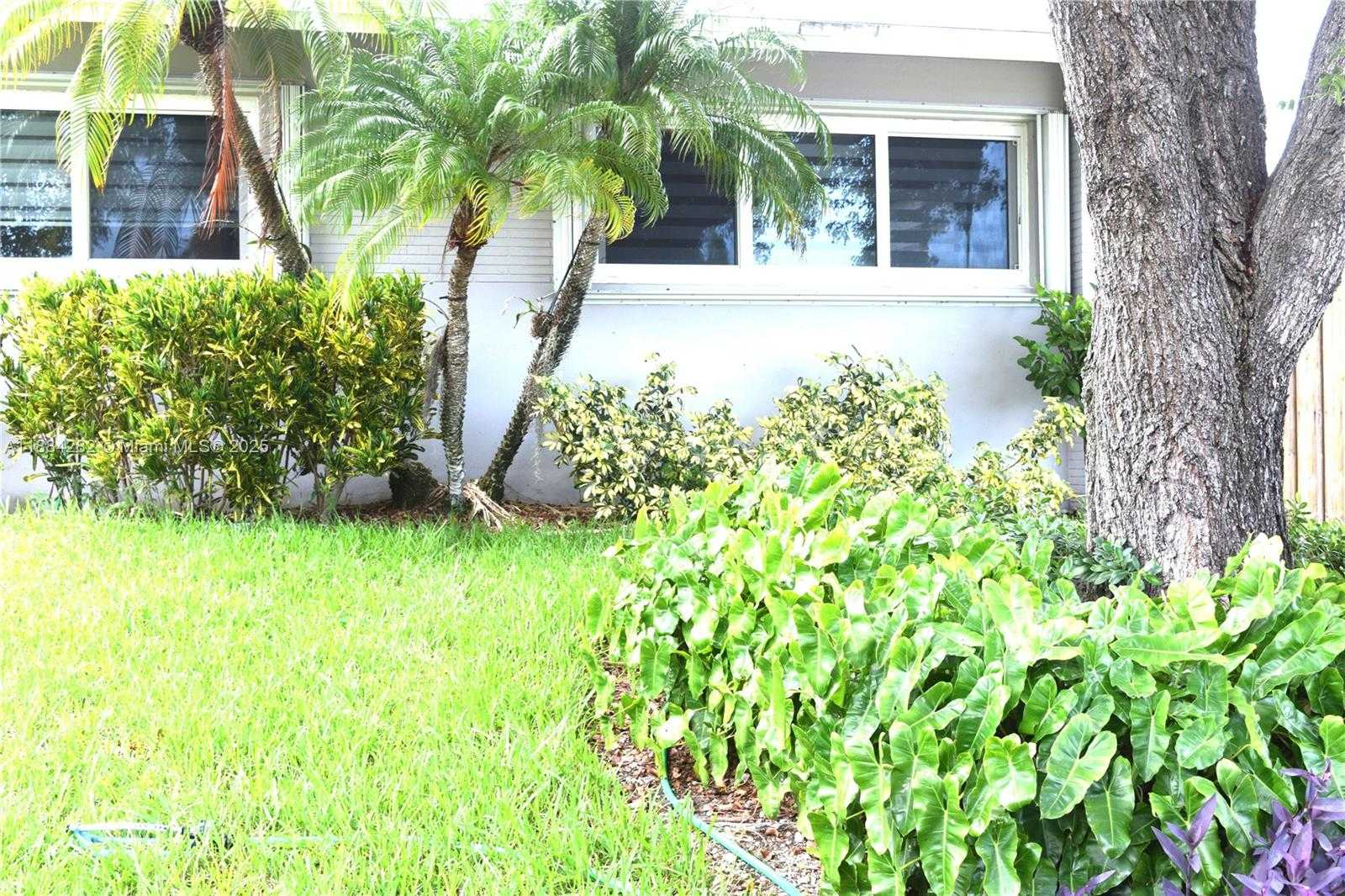 Small Image of 9355 SOUTH WEST 181ST ST, Palmetto Bay Number 63