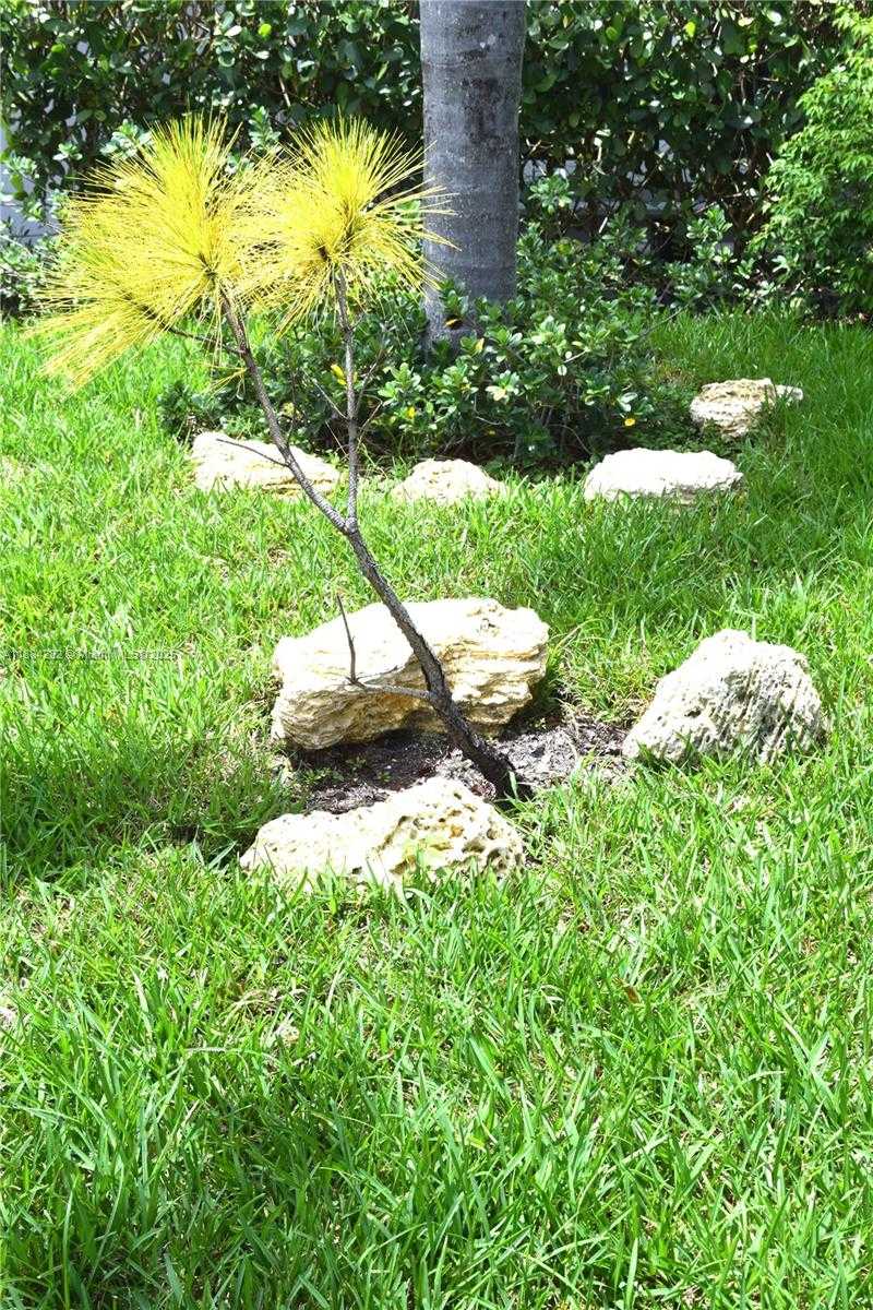 Small Image of 9355 SOUTH WEST 181ST ST, Palmetto Bay Number 64