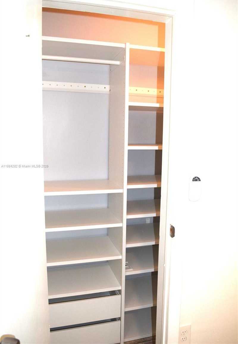 Small Image of 9355 SOUTH WEST 181ST ST, Palmetto Bay Number 84