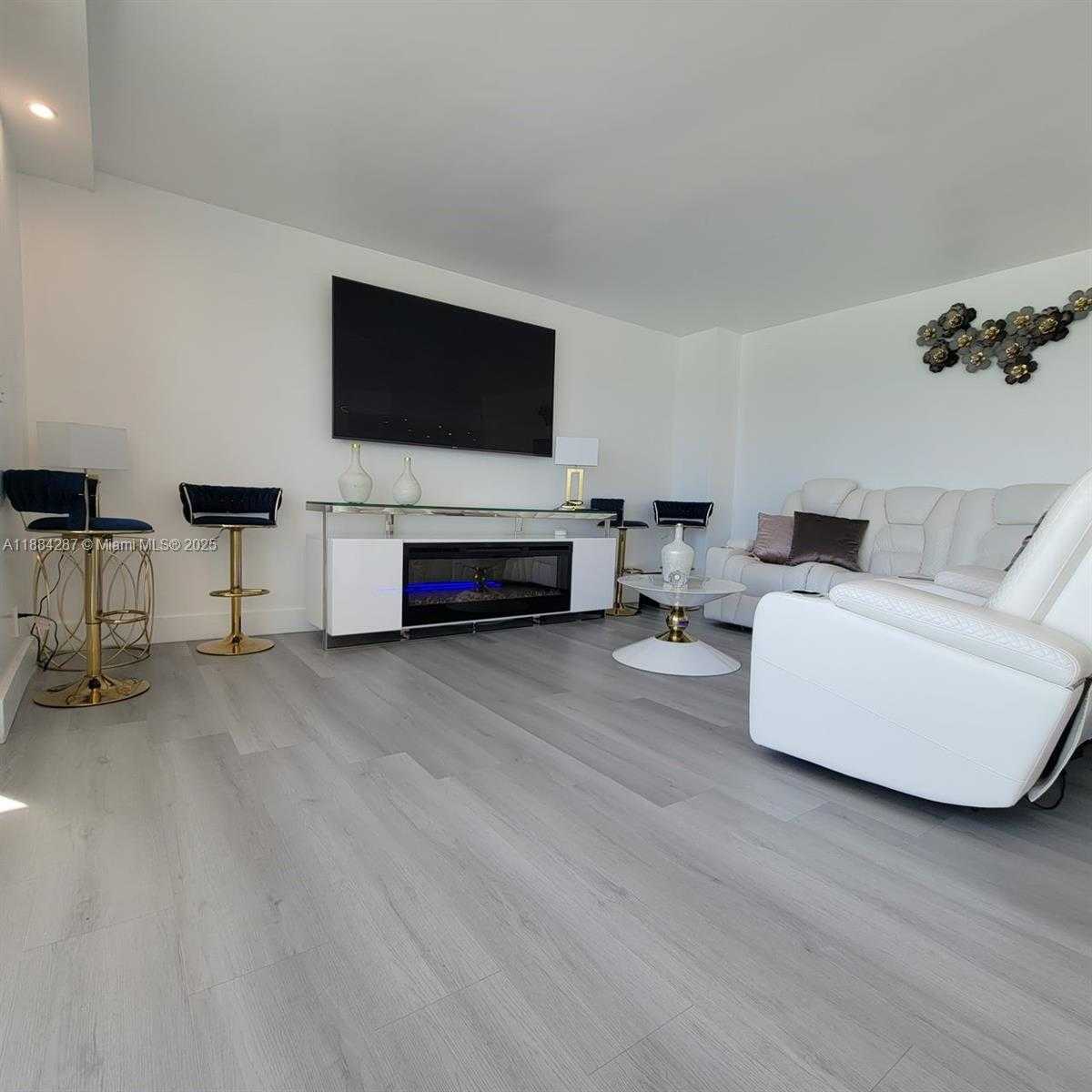 Small Image of 2030 SOUTH OCEAN DR #920, Hallandale Beach Number 10