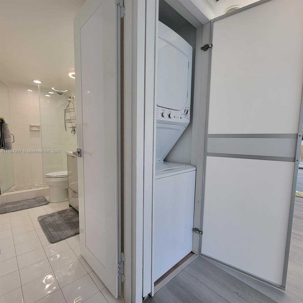 Small Image of 2030 SOUTH OCEAN DR #920, Hallandale Beach Number 17
