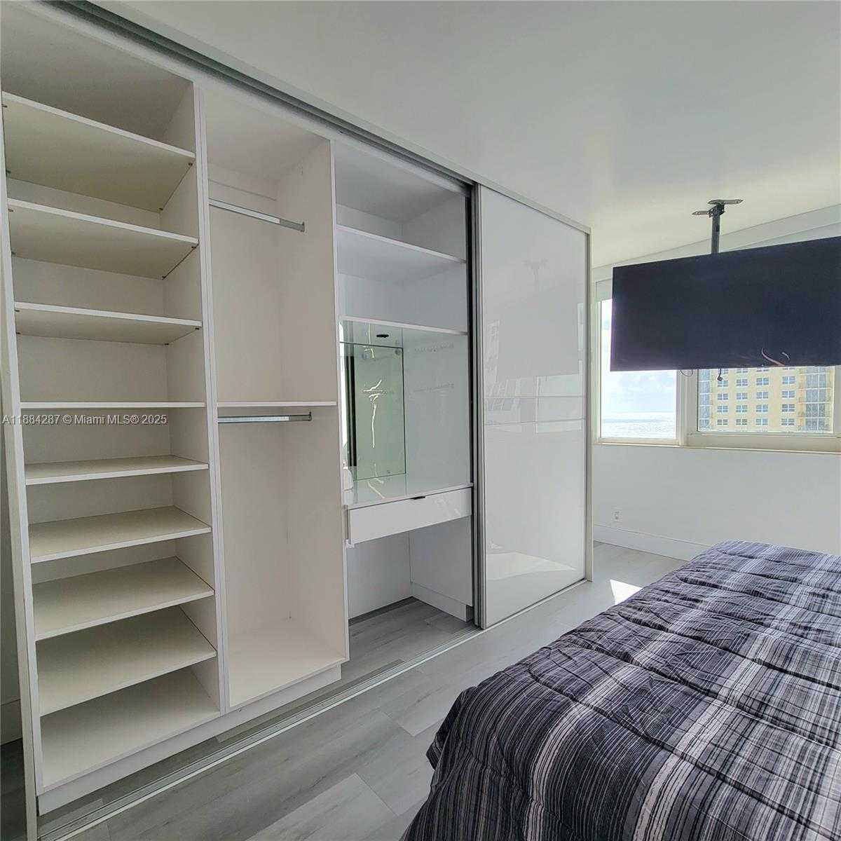 Small Image of 2030 SOUTH OCEAN DR #920, Hallandale Beach Number 19