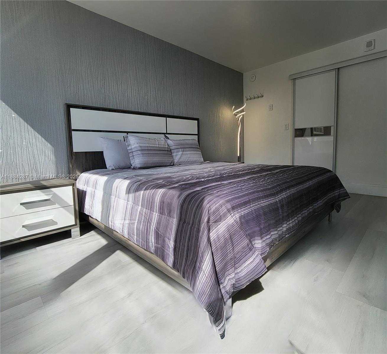Small Image of 2030 SOUTH OCEAN DR #920, Hallandale Beach Number 22