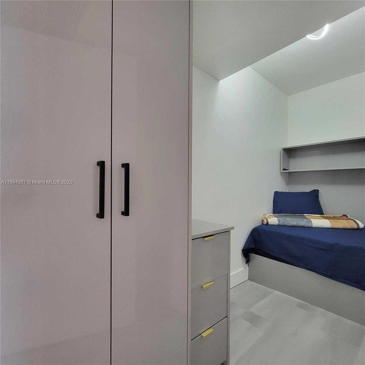Small Image of 2030 SOUTH OCEAN DR #920, Hallandale Beach Number 25