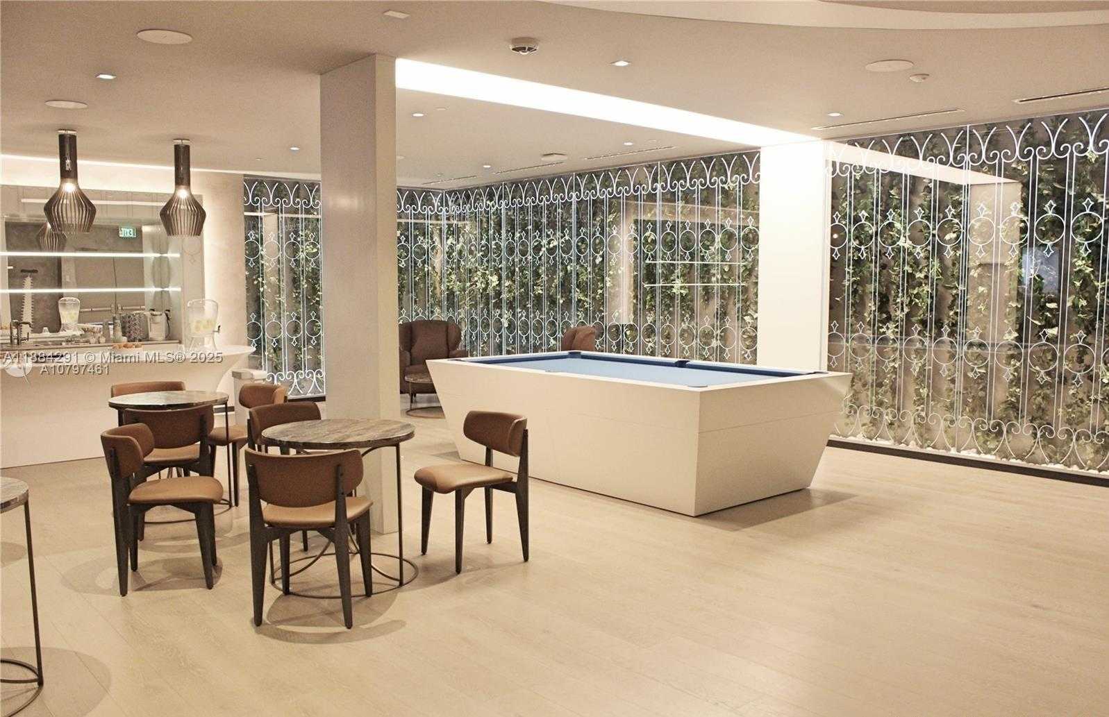 Small Image of 1000 BRICKELL PLZ #1811, Miami Number 19