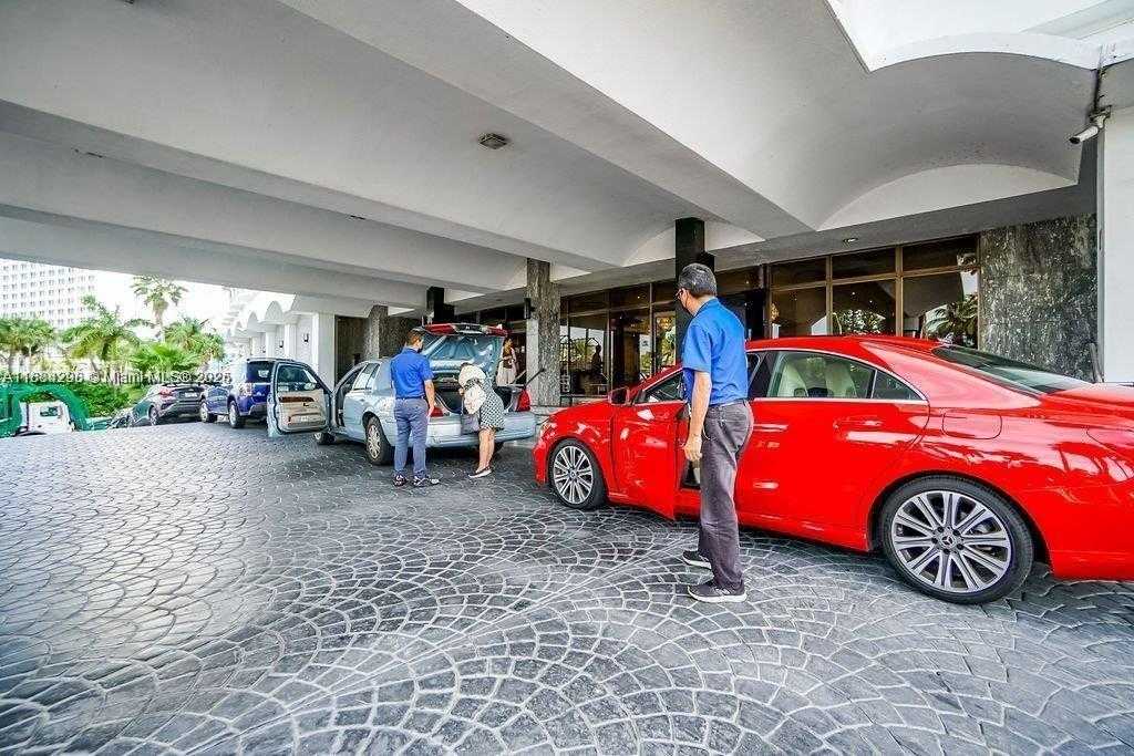 Small Image of 5401 COLLINS AVE #833, Miami Beach Number 33
