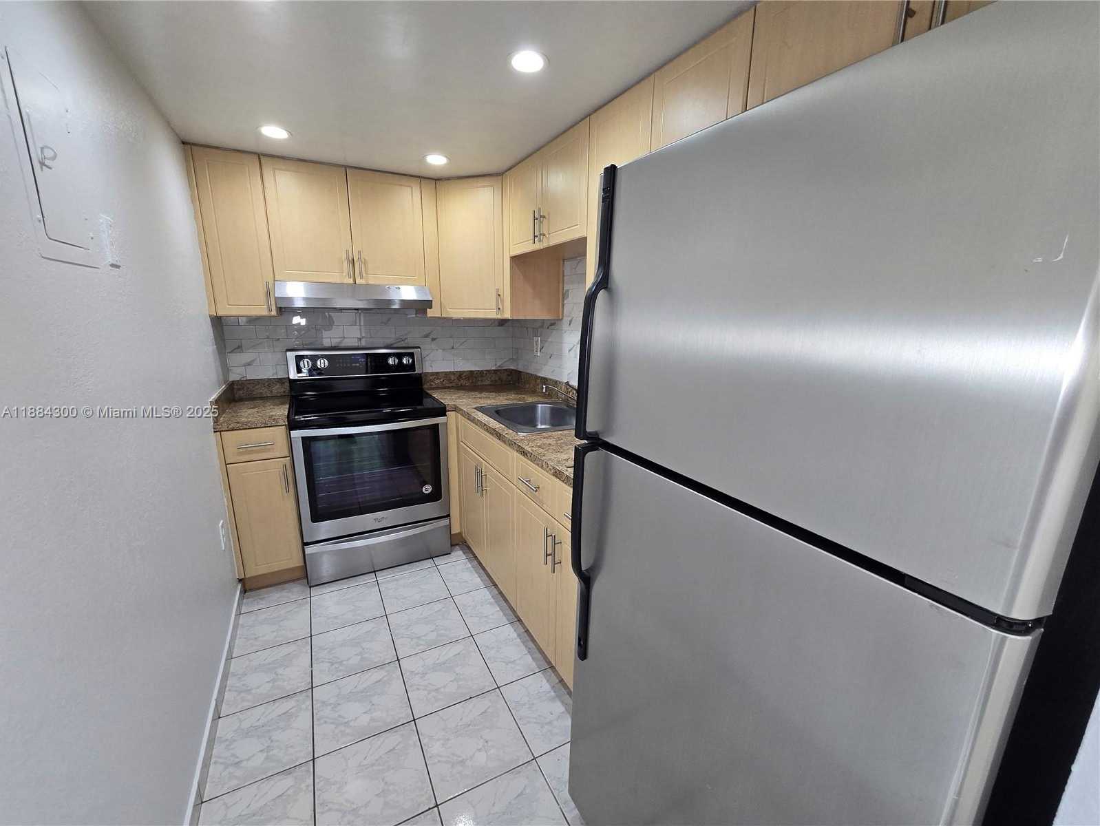 Small Image of 4715 NORTH WEST 7TH ST #410-2, Miami Number 10