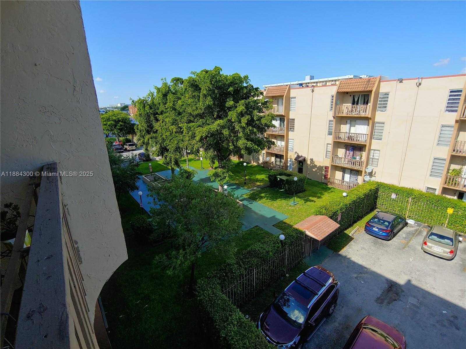 Small Image of 4715 NORTH WEST 7TH ST #410-2, Miami Number 33