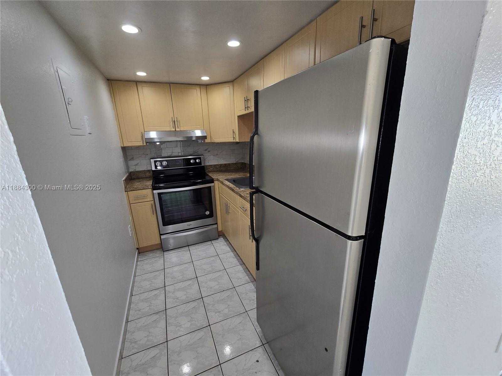 Small Image of 4715 NORTH WEST 7TH ST #410-2, Miami Number 6