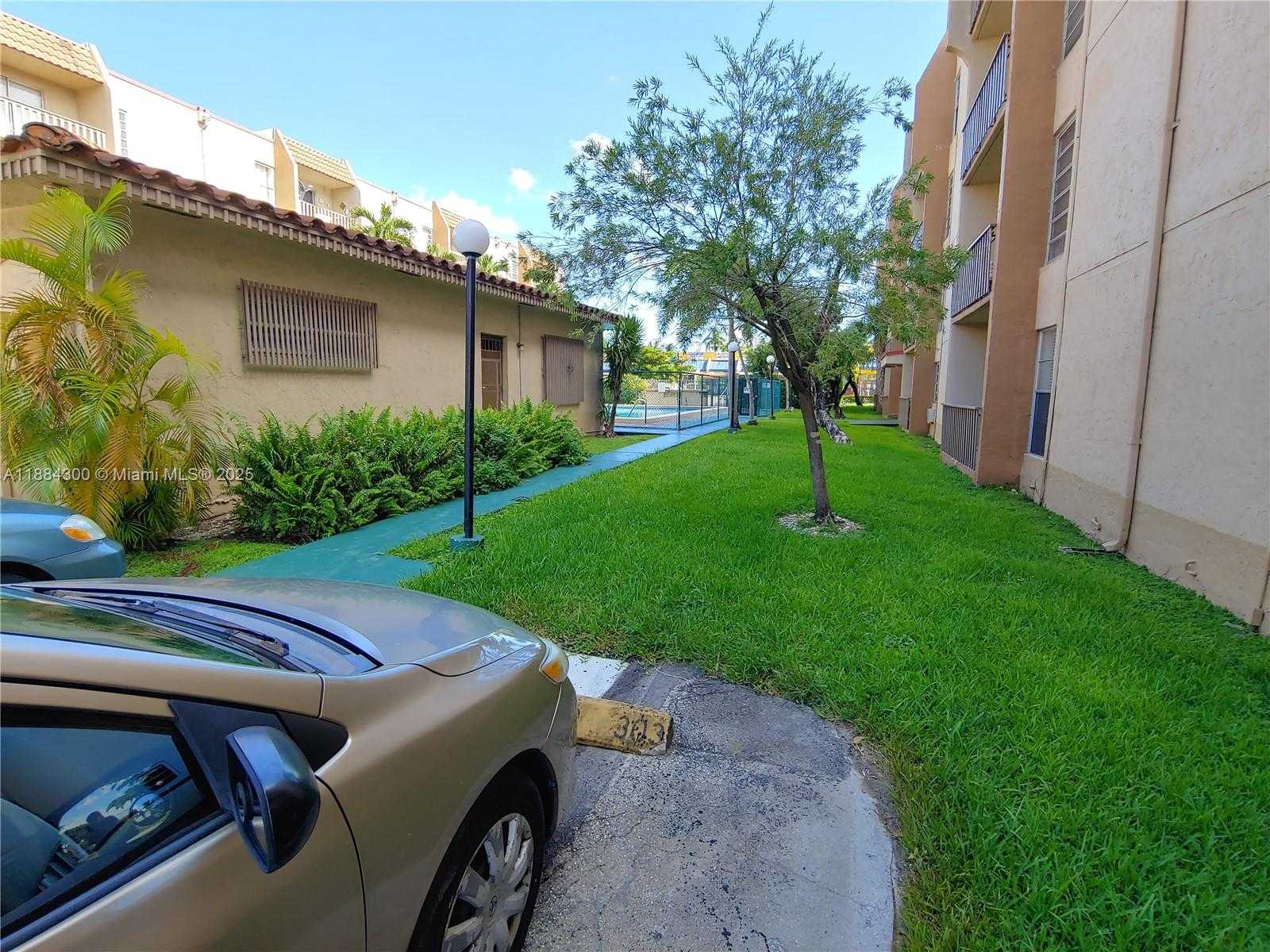 Small Image of 4715 NORTH WEST 7TH ST #410-2, Miami Number 61