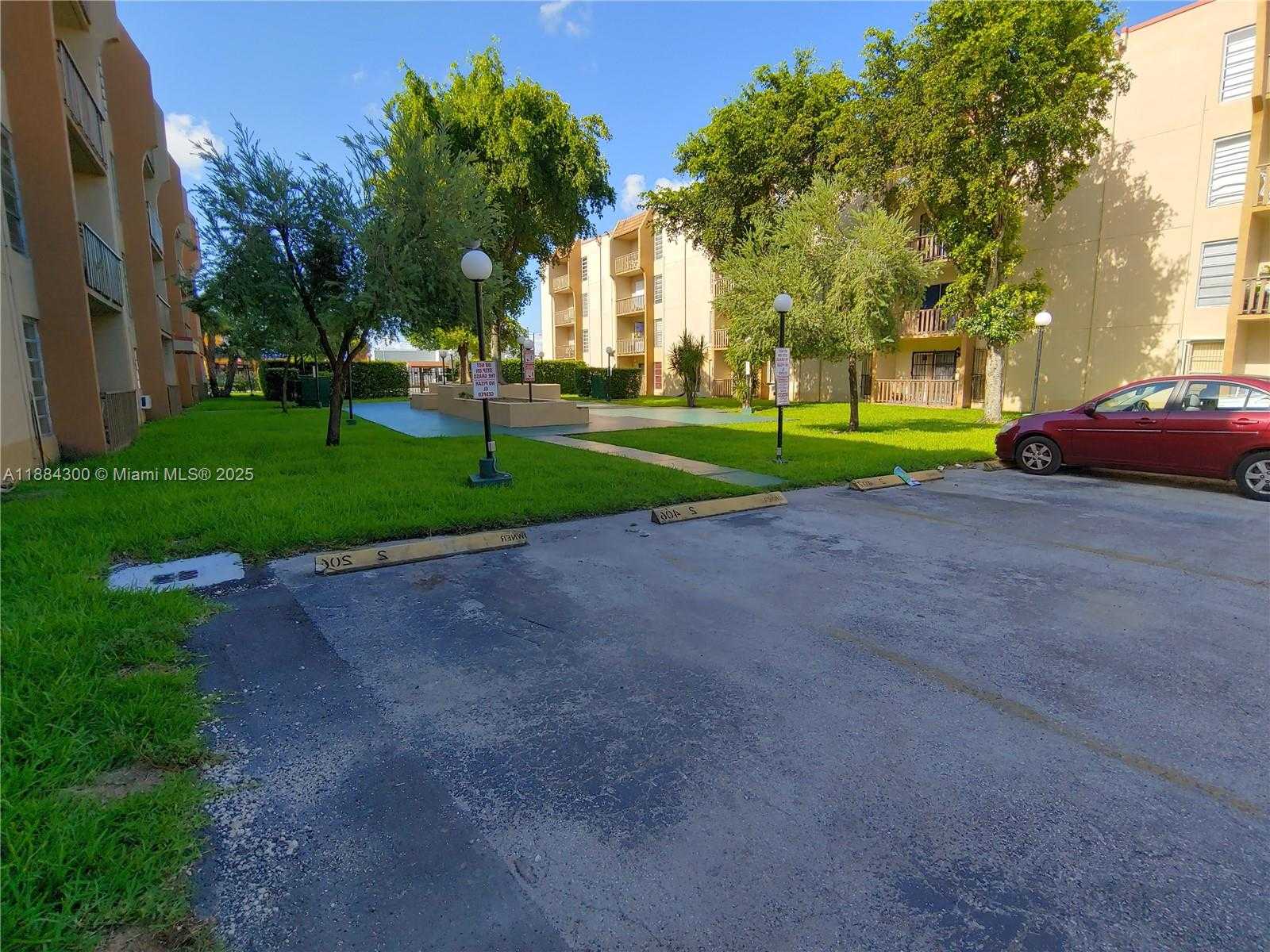 Small Image of 4715 NORTH WEST 7TH ST #410-2, Miami Number 62