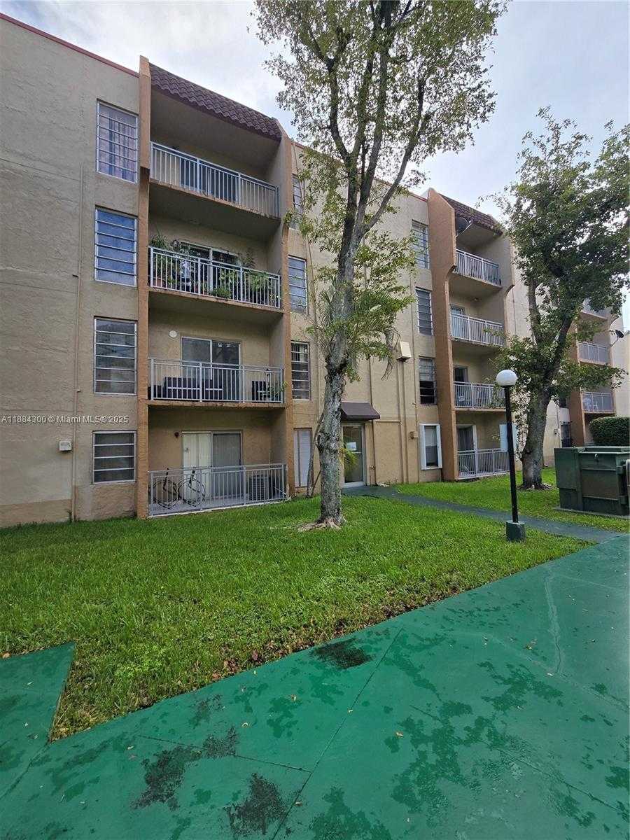 Small Image of 4715 NORTH WEST 7TH ST #410-2, Miami Number 64