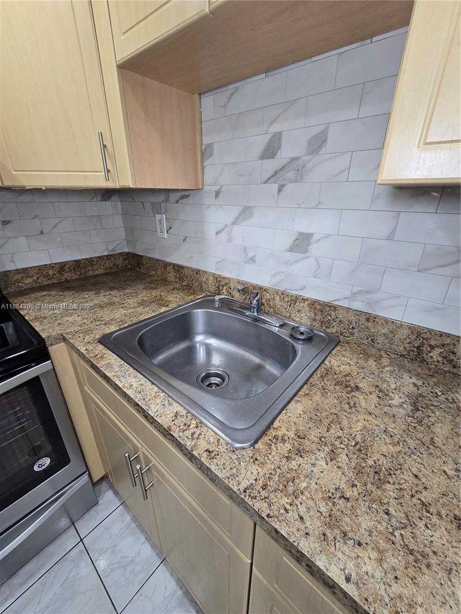 Small Image of 4715 NORTH WEST 7TH ST #410-2, Miami Number 67