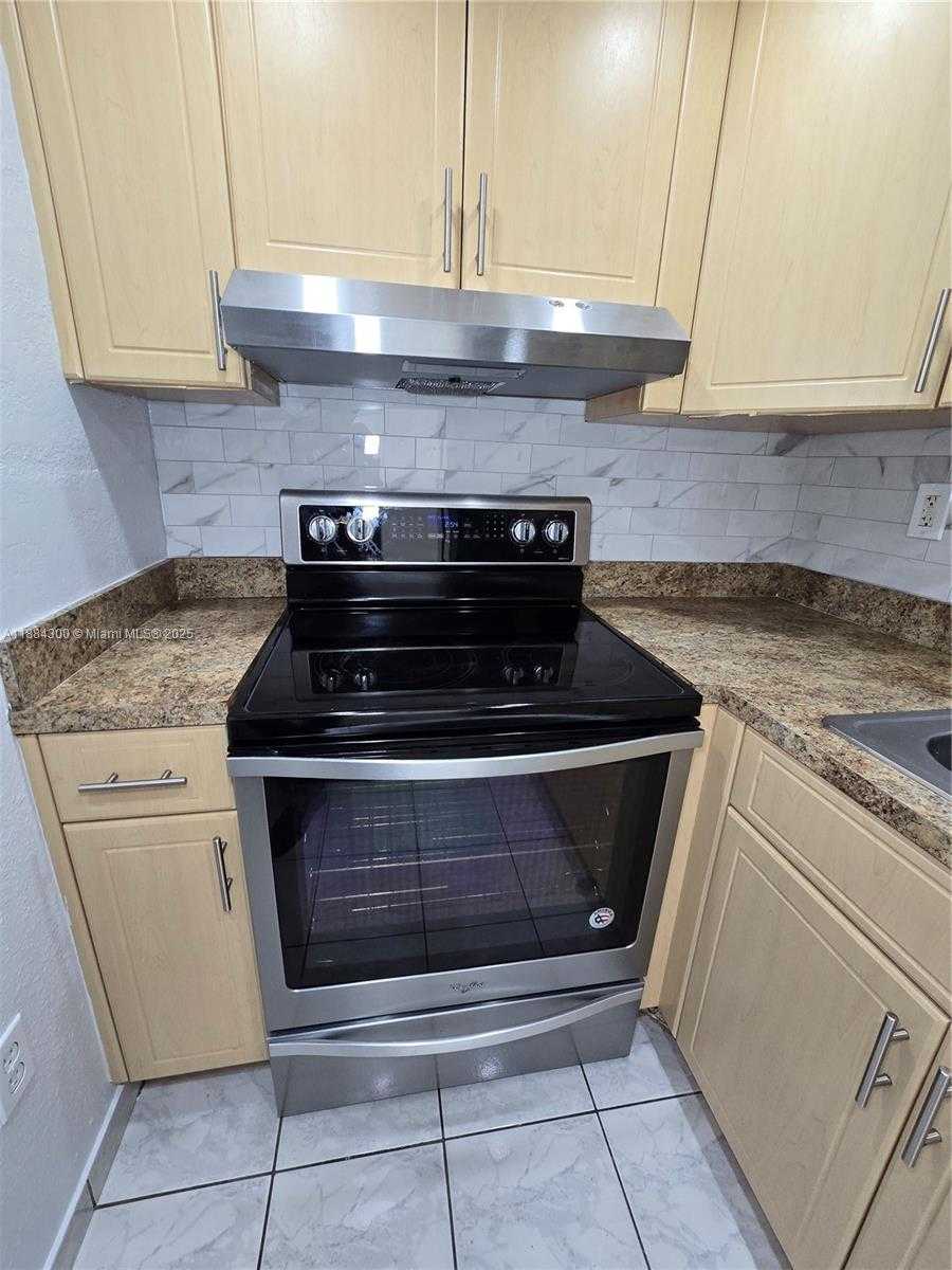 Small Image of 4715 NORTH WEST 7TH ST #410-2, Miami Number 69