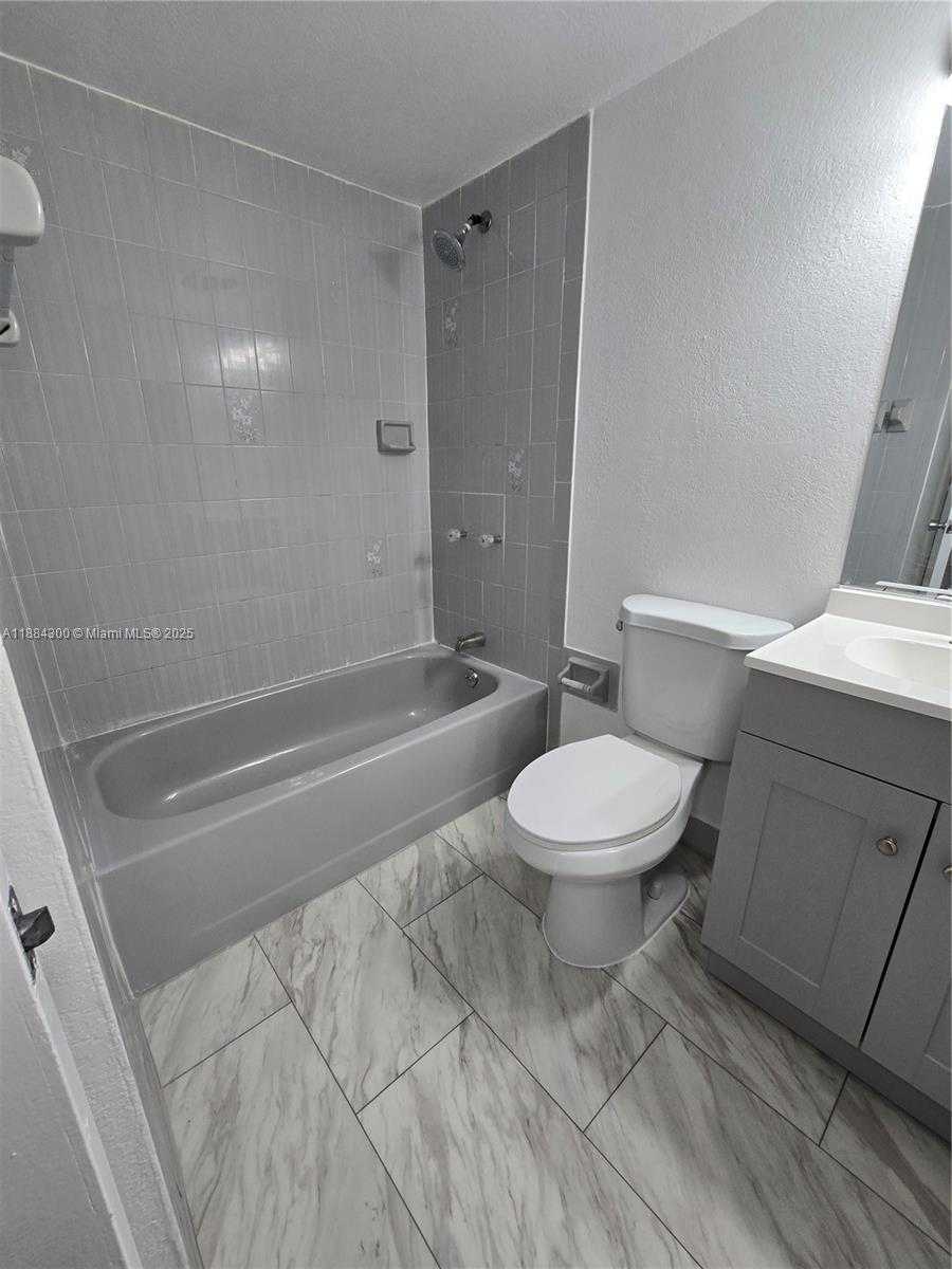 Small Image of 4715 NORTH WEST 7TH ST #410-2, Miami Number 76