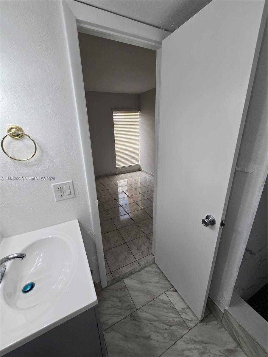 Small Image of 4715 NORTH WEST 7TH ST #410-2, Miami Number 88