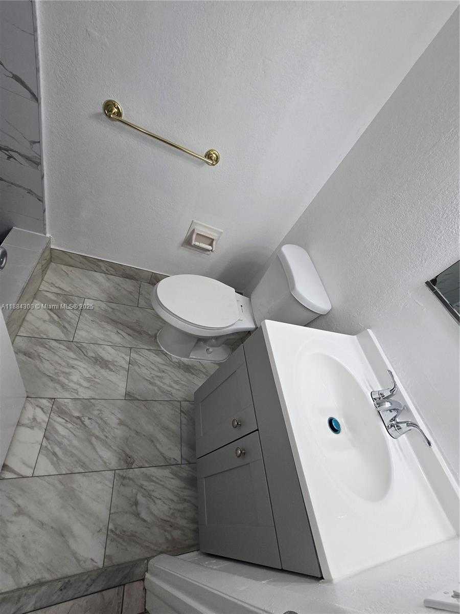 Small Image of 4715 NORTH WEST 7TH ST #410-2, Miami Number 89