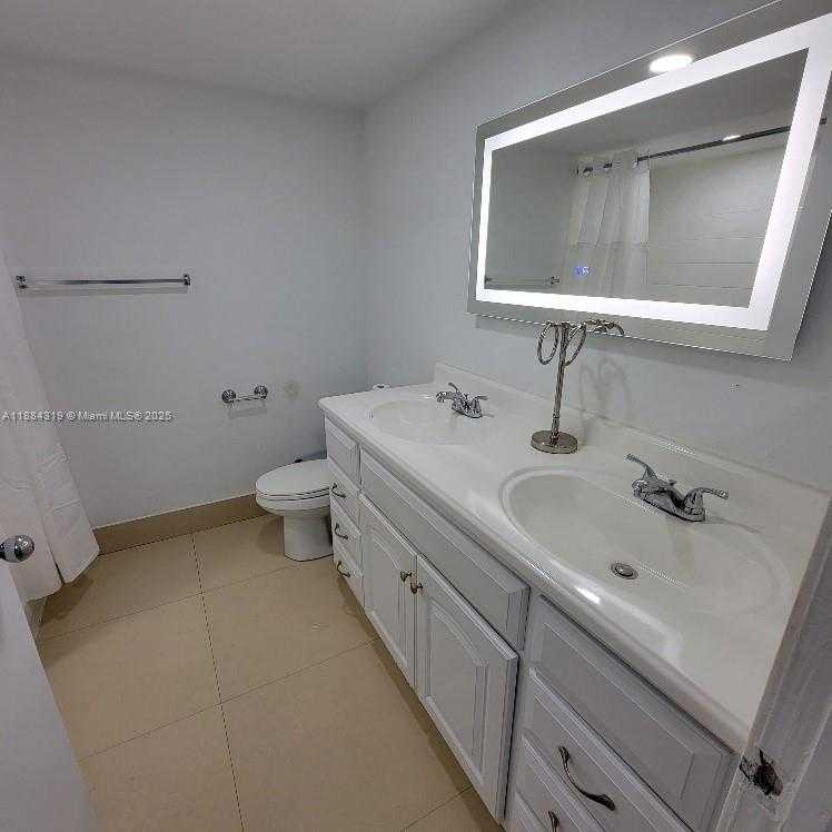 Small Image of 4370 NORTH WEST 107TH AVE #107, Doral Number 7