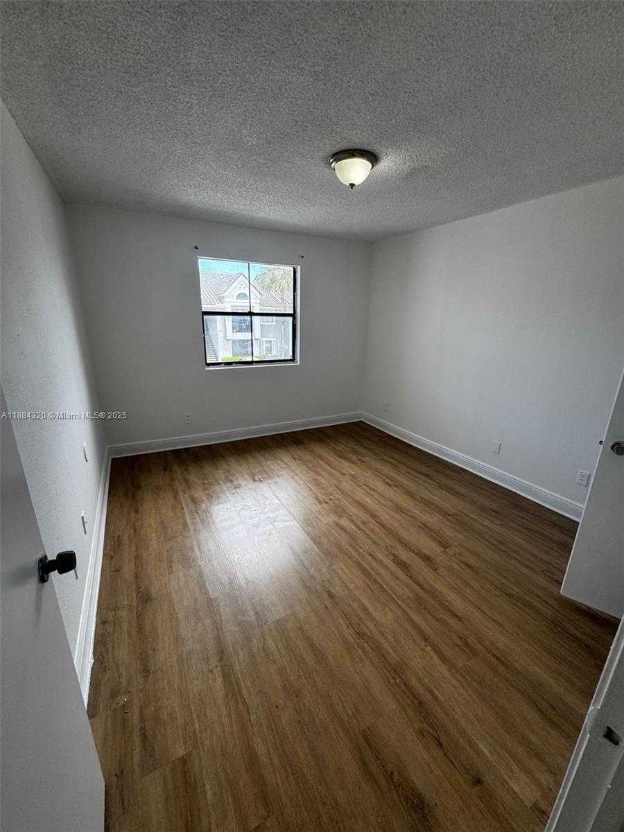 Small Image of 15040 SOUTH WEST 103RD LN #3202, Miami Number 10