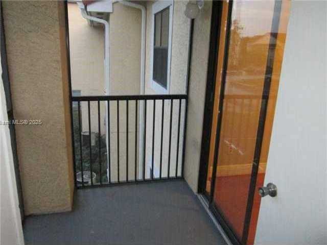 Small Image of 15040 SOUTH WEST 103RD LN #3202, Miami Number 14