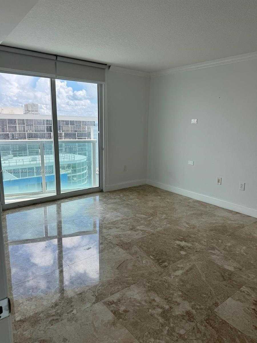 Small Image of 2101 BRICKELL AVE #2005, Miami Number 5