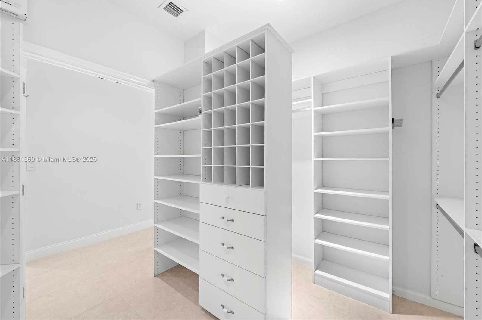 Small Image of 3780 NORTH EAST 207TH TER, Aventura Number 21