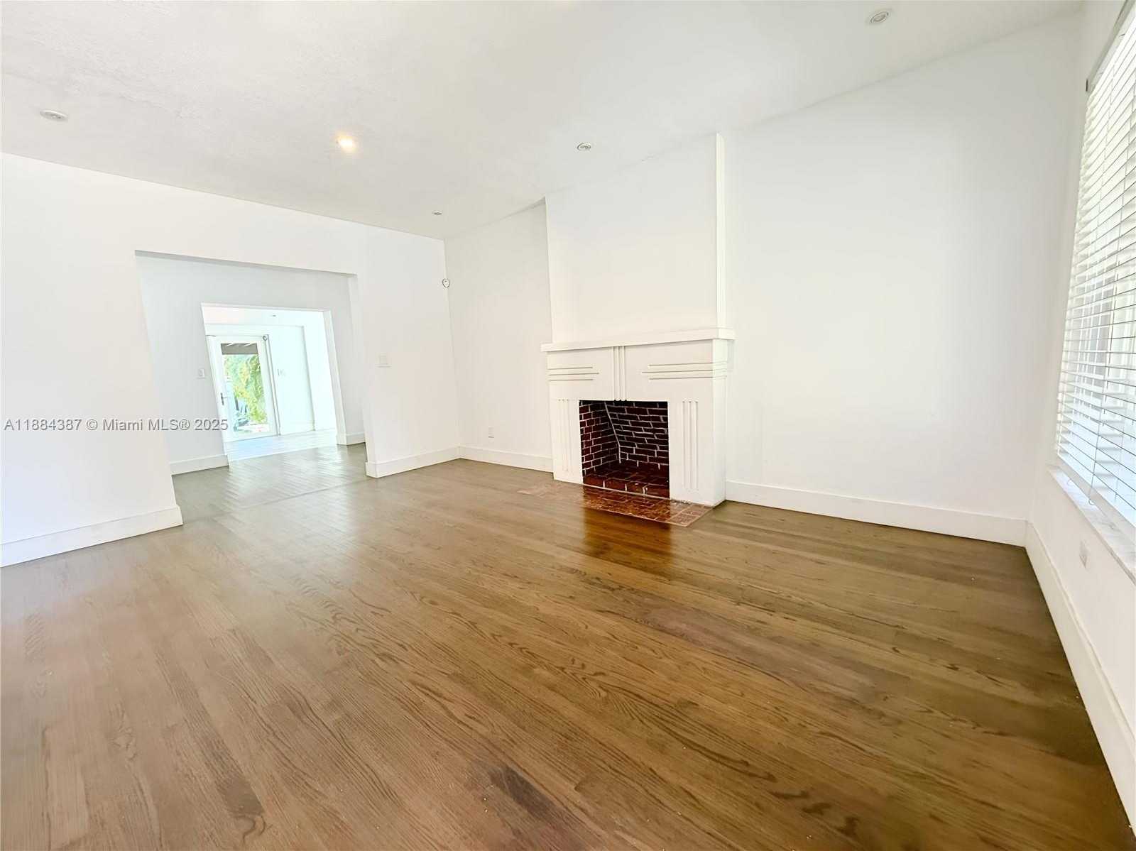 Small Image of 1500 SOUTH WEST 18TH ST #1, Miami Number 3