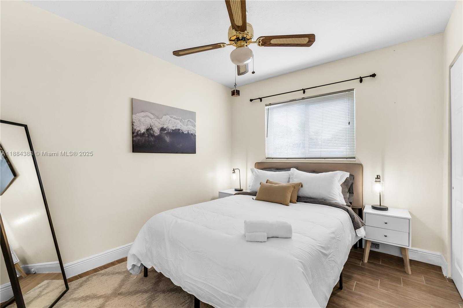 Small Image of 13405 NORTH WEST 6TH AVE, North Miami Number 10