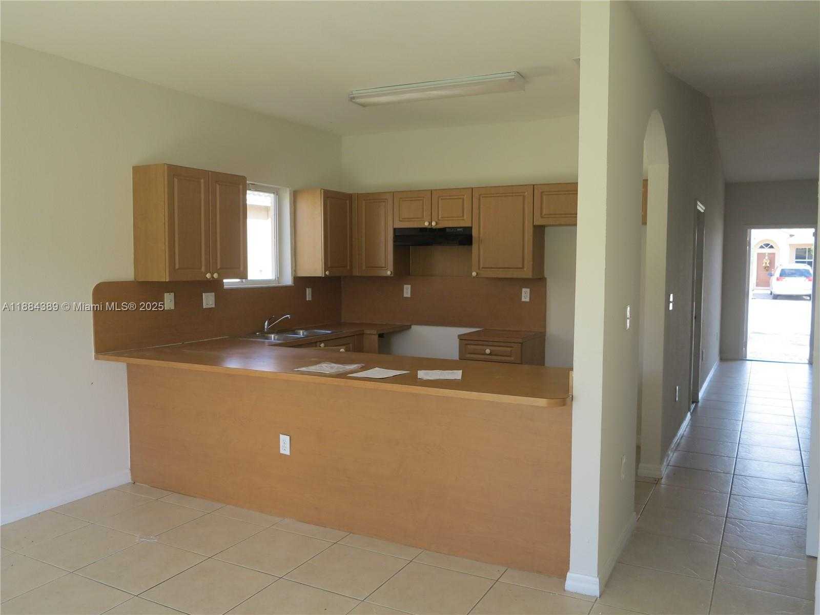 Small Image of 28524 SOUTH WEST 130TH PL, Homestead Number 10