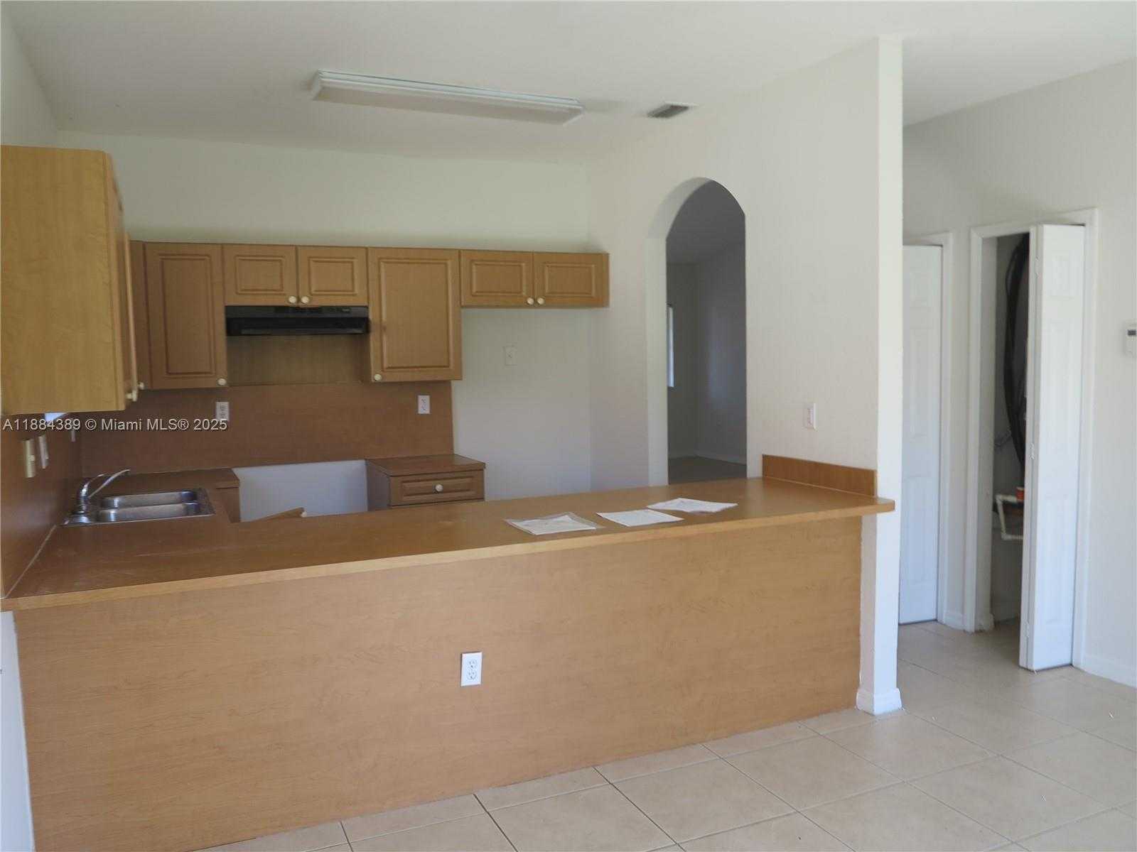 Small Image of 28524 SOUTH WEST 130TH PL, Homestead Number 11