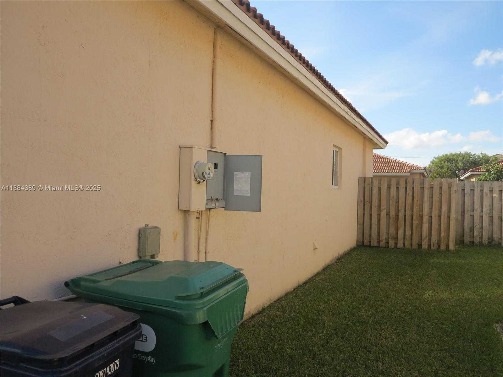 Small Image of 28524 SOUTH WEST 130TH PL, Homestead Number 4