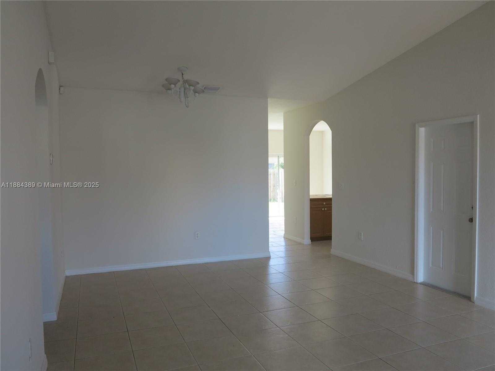 Small Image of 28524 SOUTH WEST 130TH PL, Homestead Number 6