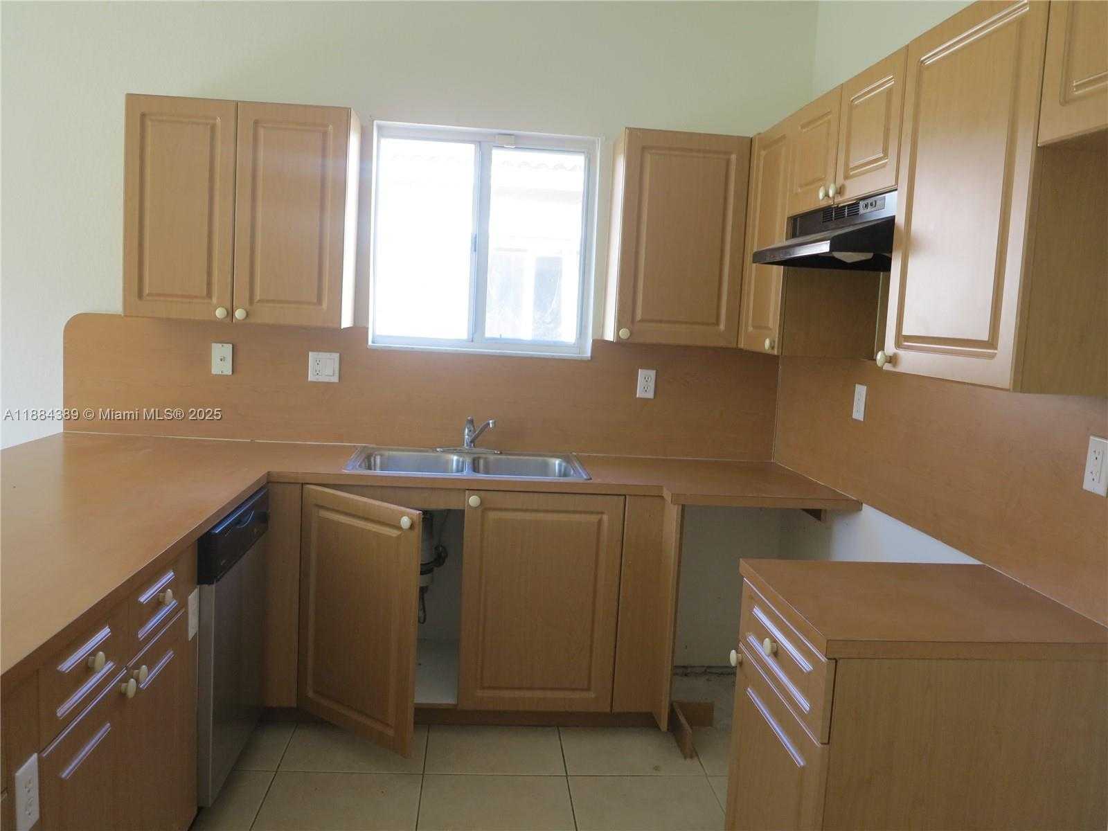 Small Image of 28524 SOUTH WEST 130TH PL, Homestead Number 8
