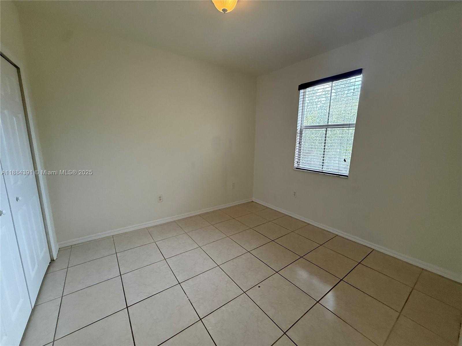 Small Image of 15299 SOUTH WEST 119TH ST, Miami Number 14