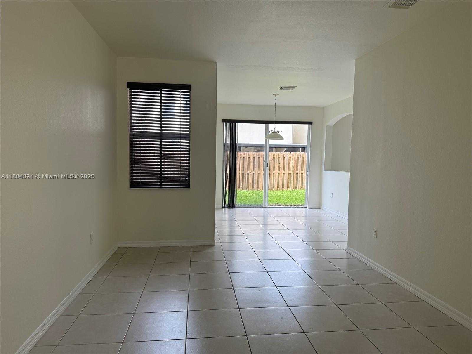 Small Image of 15299 SOUTH WEST 119TH ST, Miami Number 2