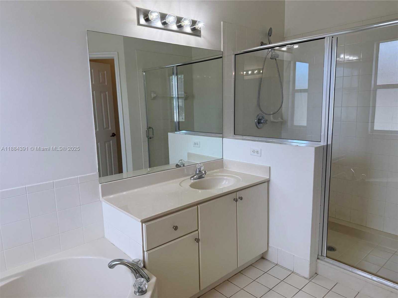 Small Image of 15299 SOUTH WEST 119TH ST, Miami Number 23