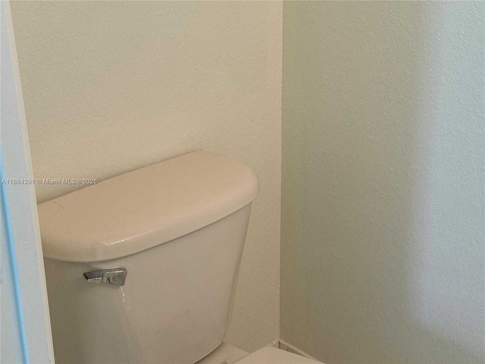 Small Image of 15299 SOUTH WEST 119TH ST, Miami Number 7