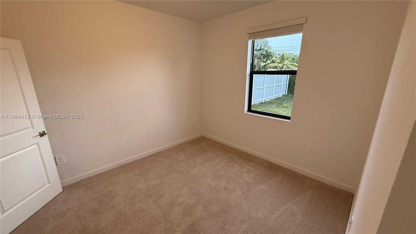 Small Image of 1684 SOUTH EAST 7TH CT #1684, Homestead Number 11