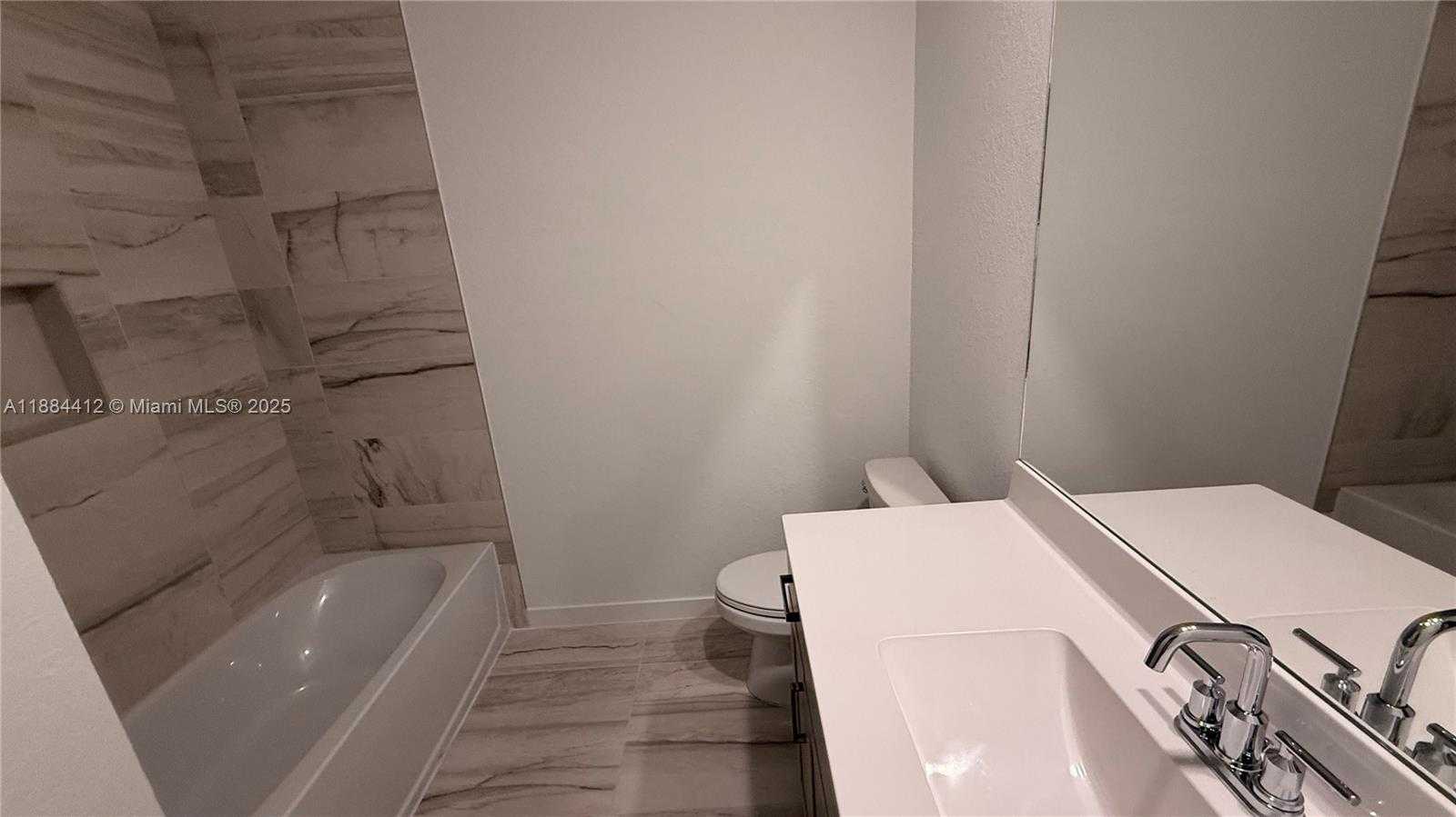 Small Image of 1684 SOUTH EAST 7TH CT #1684, Homestead Number 17