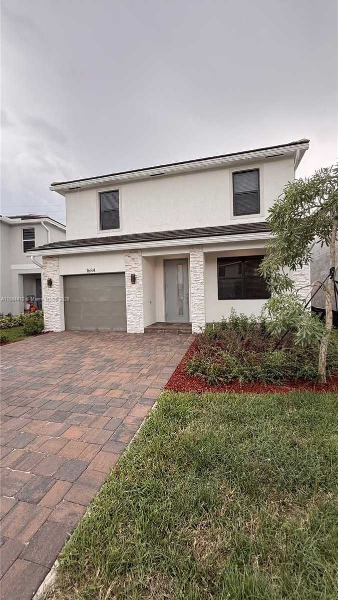 Small Image of 1684 SOUTH EAST 7TH CT #1684, Homestead Number 2