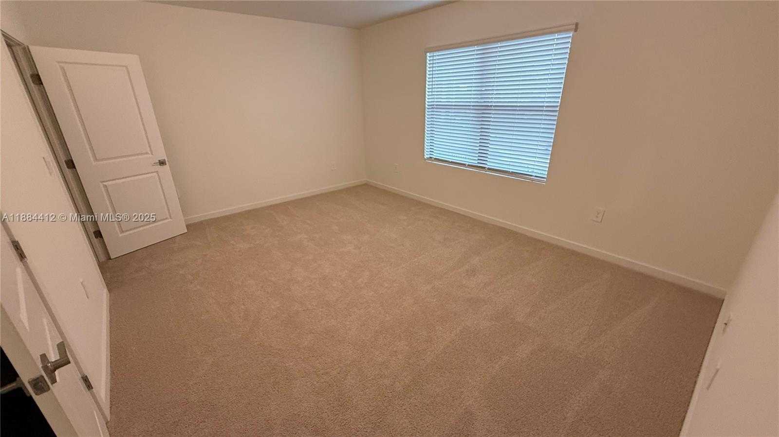 Small Image of 1684 SOUTH EAST 7TH CT #1684, Homestead Number 20