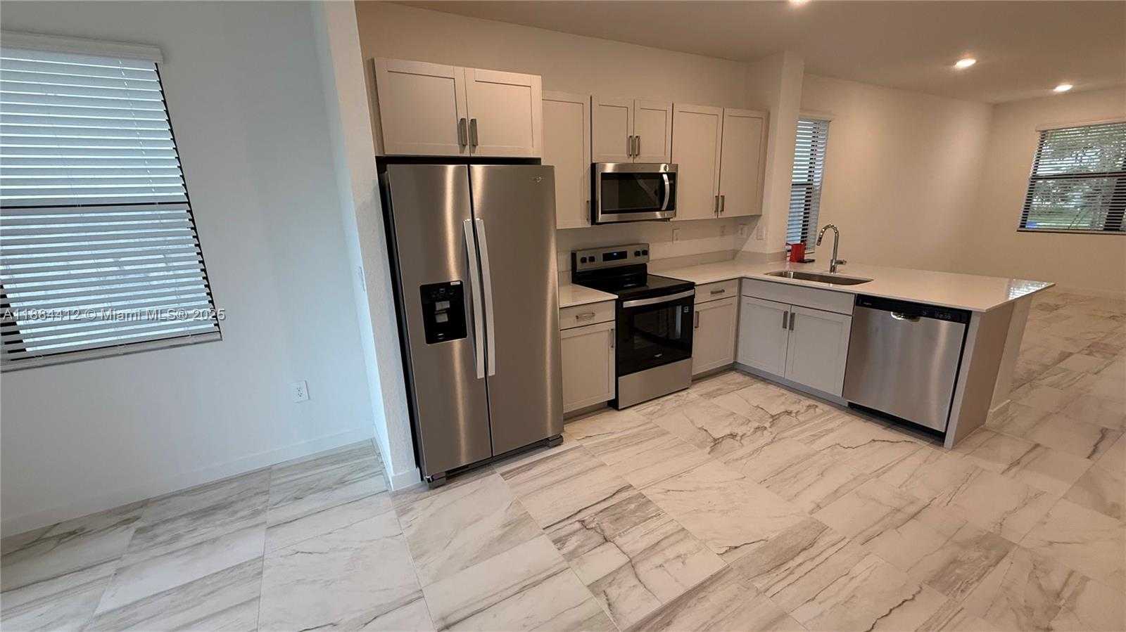 Small Image of 1684 SOUTH EAST 7TH CT #1684, Homestead Number 5