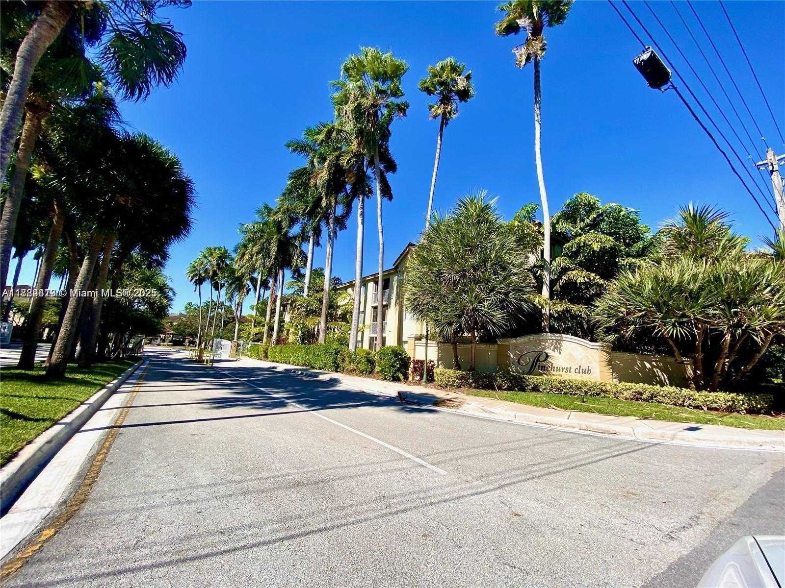 Small Image of 470 SOUTH PARK RD #7-205, Hollywood Number 3