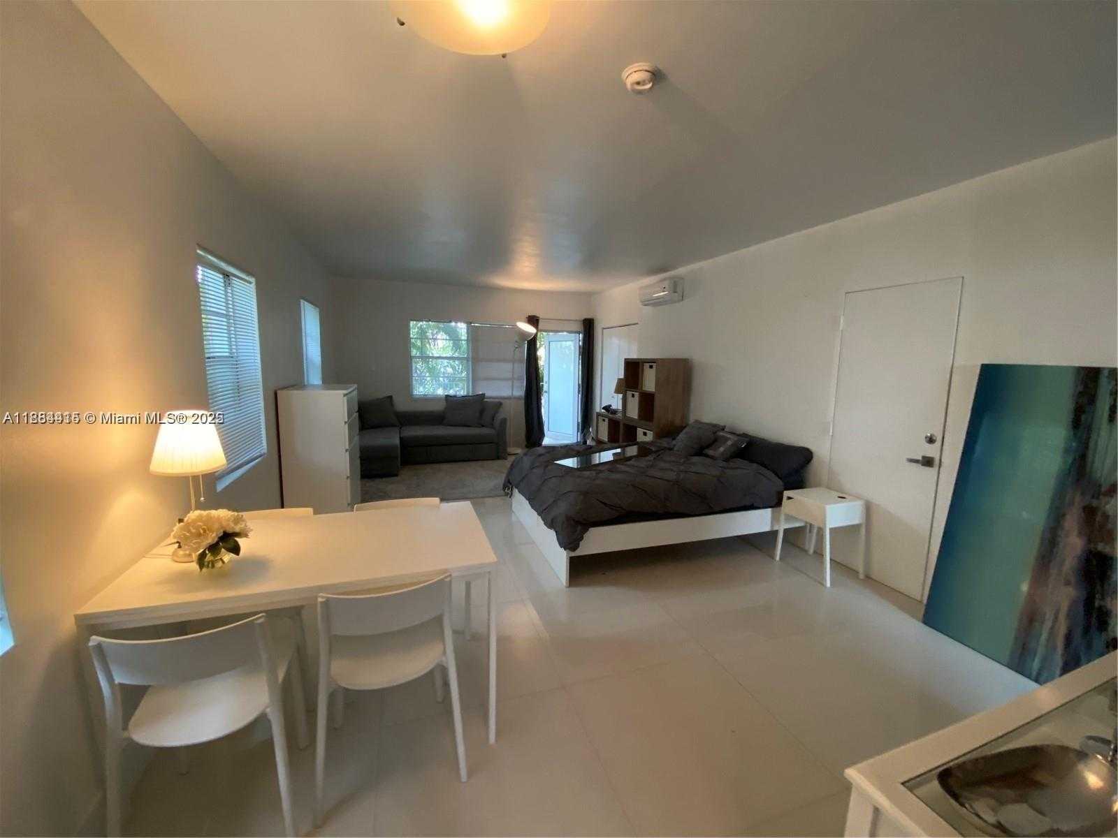 Small Image of 1604 DREXEL AVE #201, Miami Beach Number 2