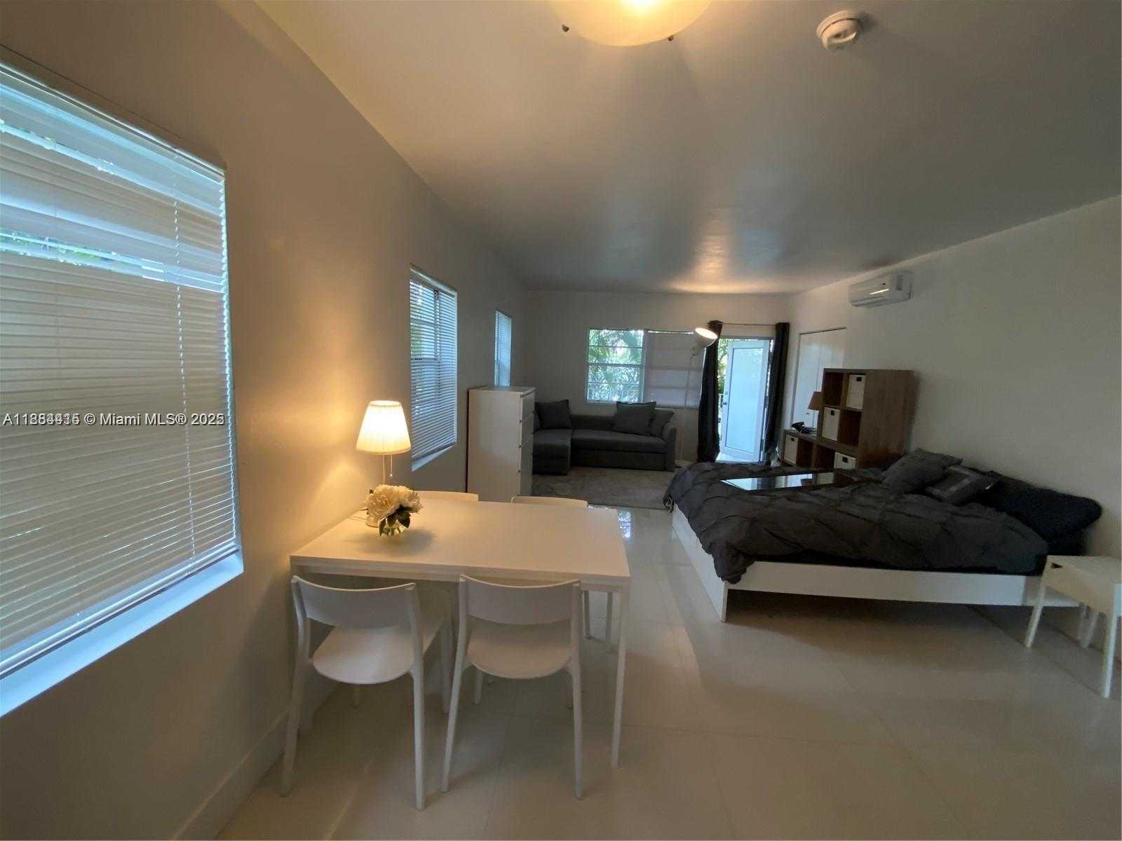 Small Image of 1604 DREXEL AVE #201, Miami Beach Number 3