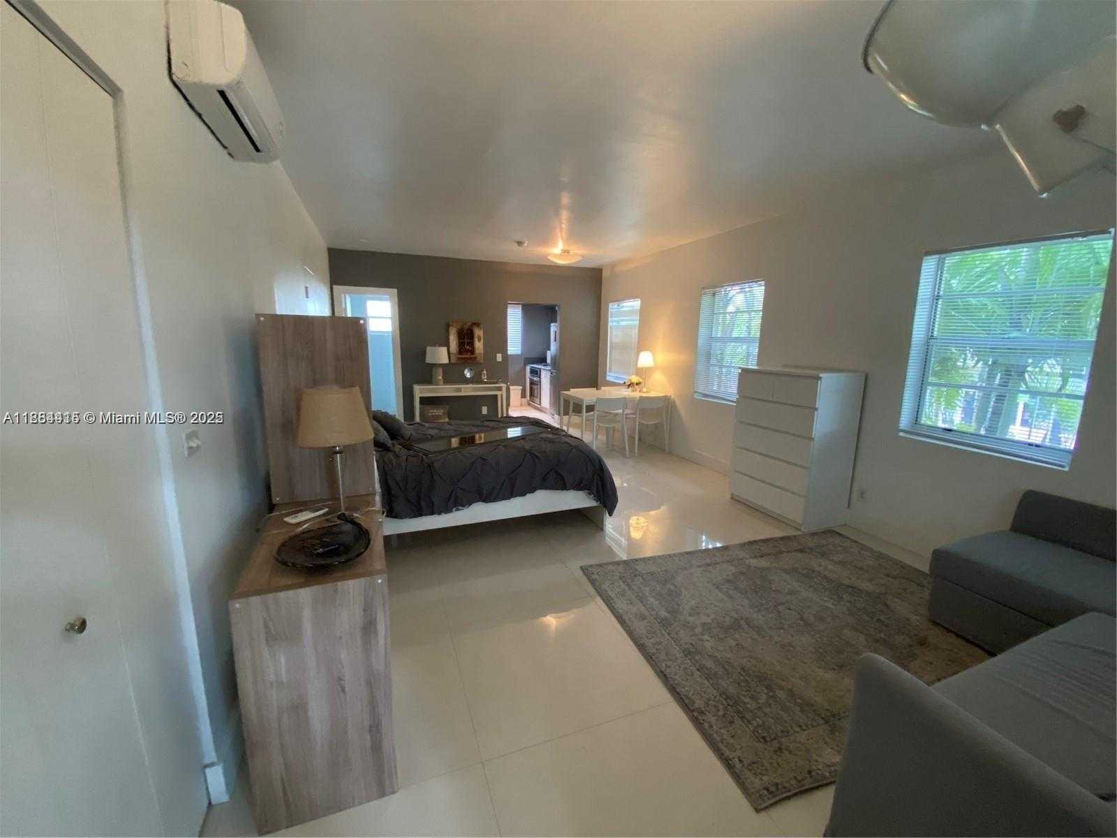 Small Image of 1604 DREXEL AVE #201, Miami Beach Number 4