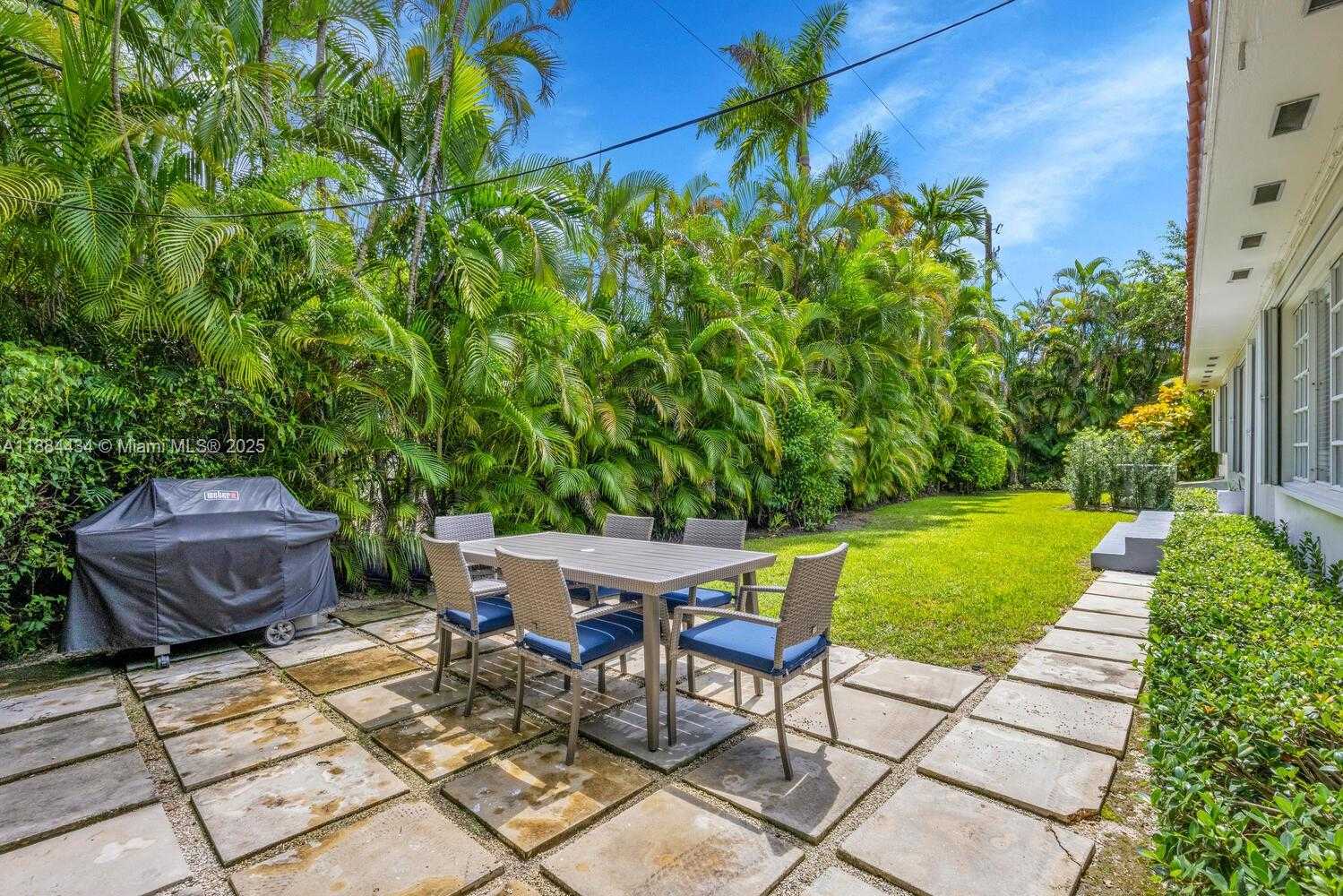 Small Image of 6815 GRATIAN ST, Coral Gables Number 27