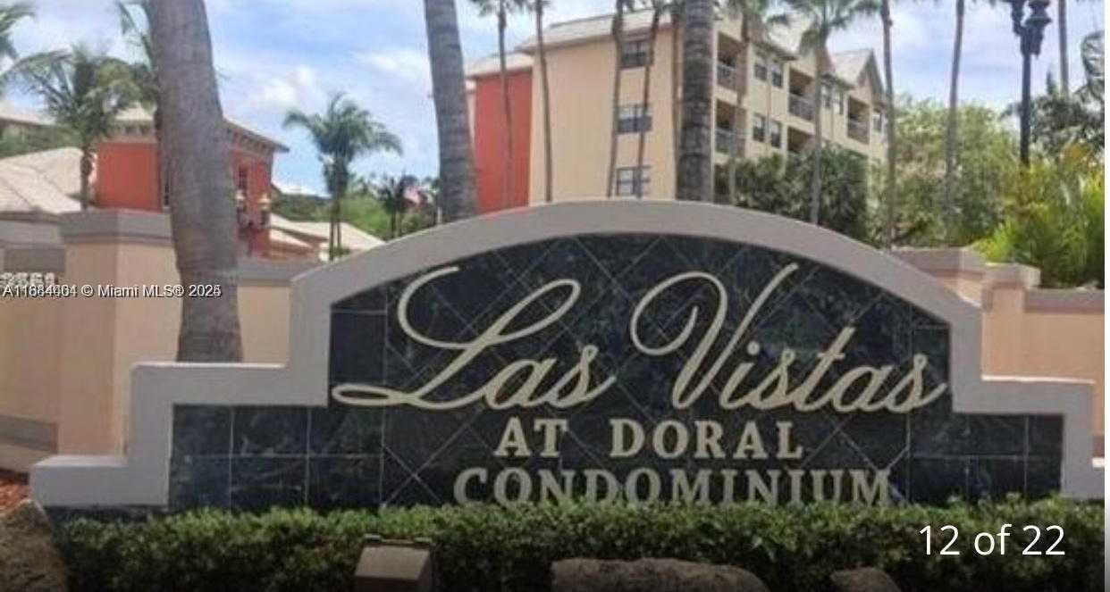 Small Image of 8290 LAKE DR #214, Doral Number 4
